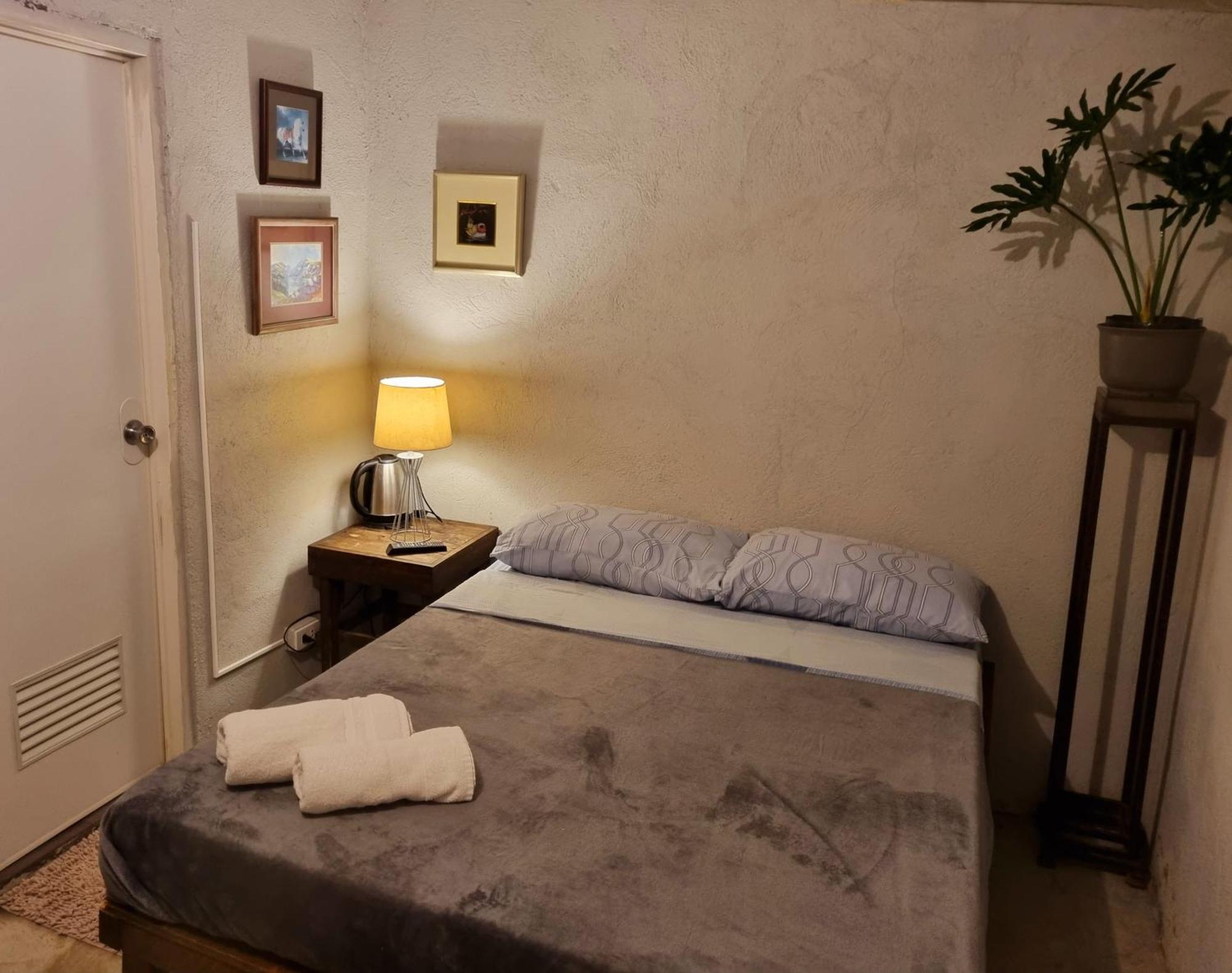 Marius B&B & Hostel Silang Экстерьер фото