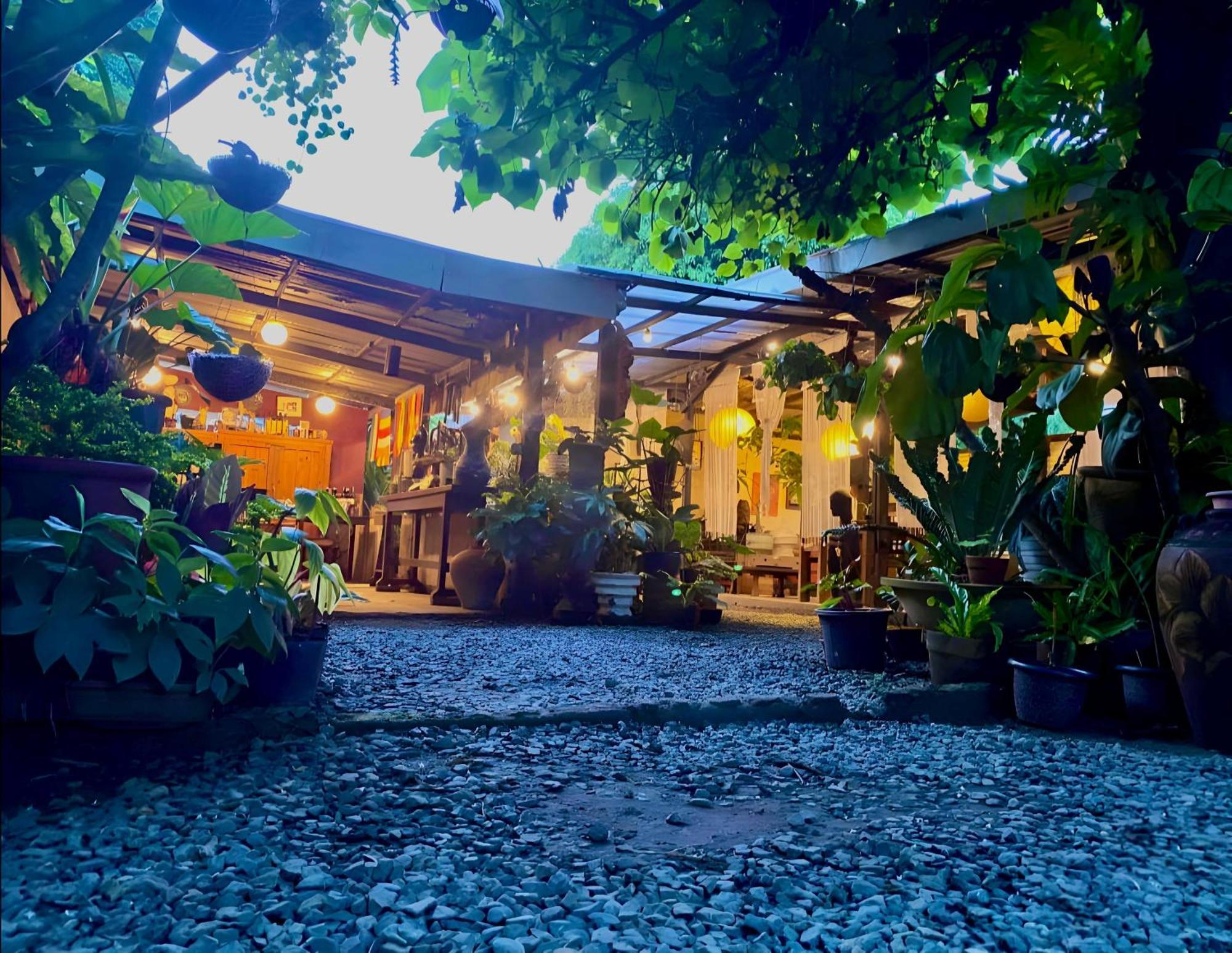 Marius B&B & Hostel Silang Экстерьер фото