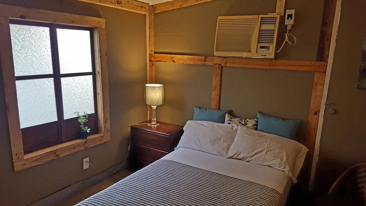 Marius B&B & Hostel Silang Экстерьер фото